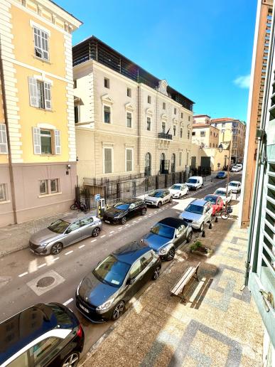 Appartement 2 pièces Ajaccio disponible à la Vente